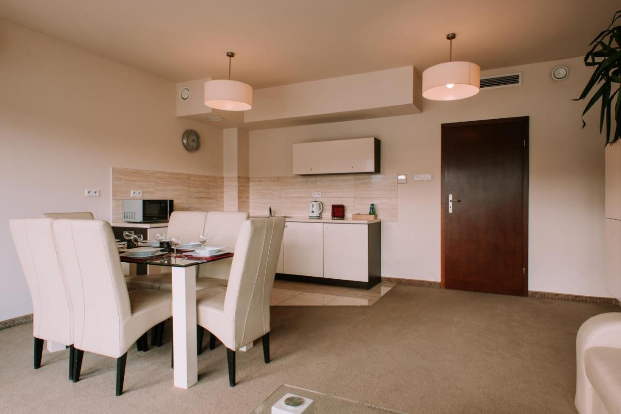 Two-Bedroom Apartment Mountain View
