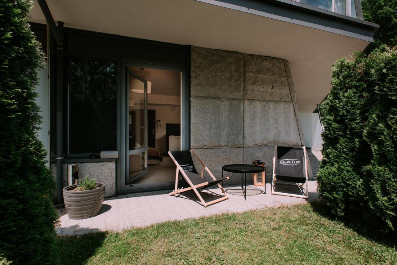 Garden Studio Apartment
