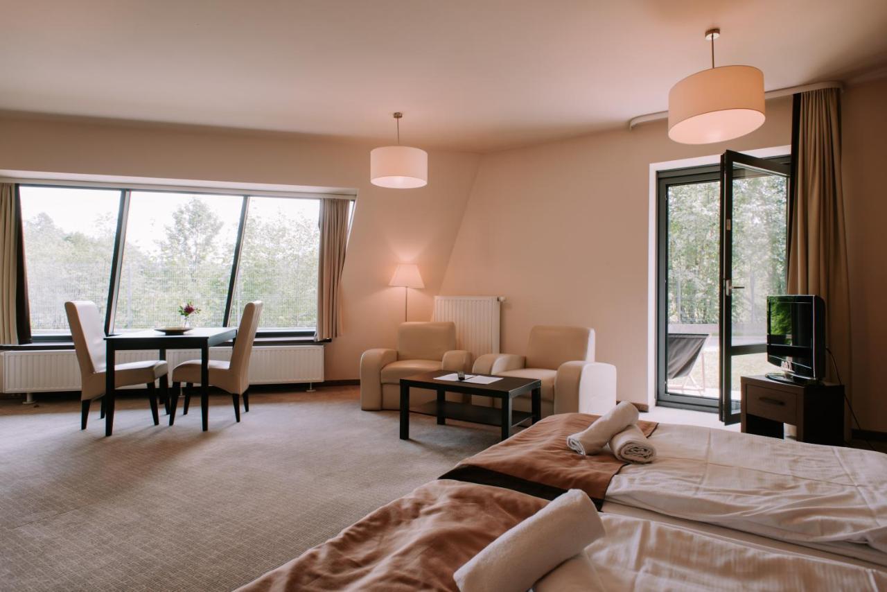 Garden Studio Apartment