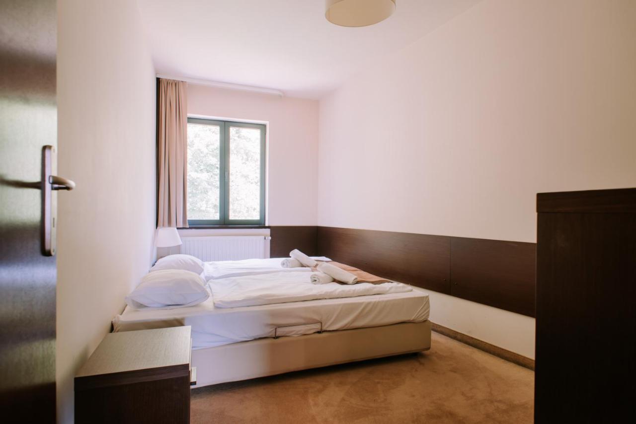Two-Bedroom Apartment Mountain View